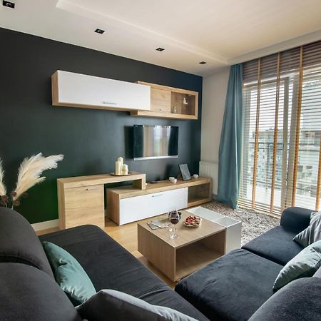 Vip Apartament Жешув Экстерьер фото